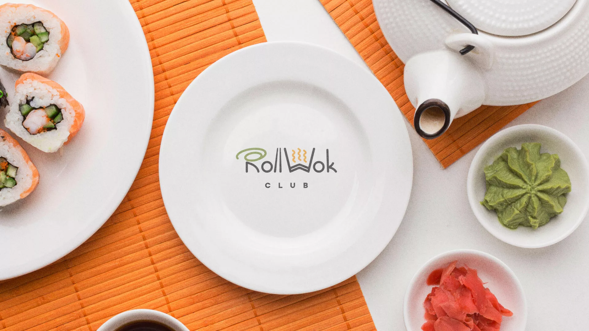Разработка логотипа и фирменного стиля суши-бара «Roll Wok Club» в Апатитах